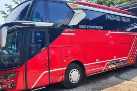 Acropolis Trans: Membawa Anda Menjelajahi Keindahan Jogjakarta dengan Nyaman dan Aman